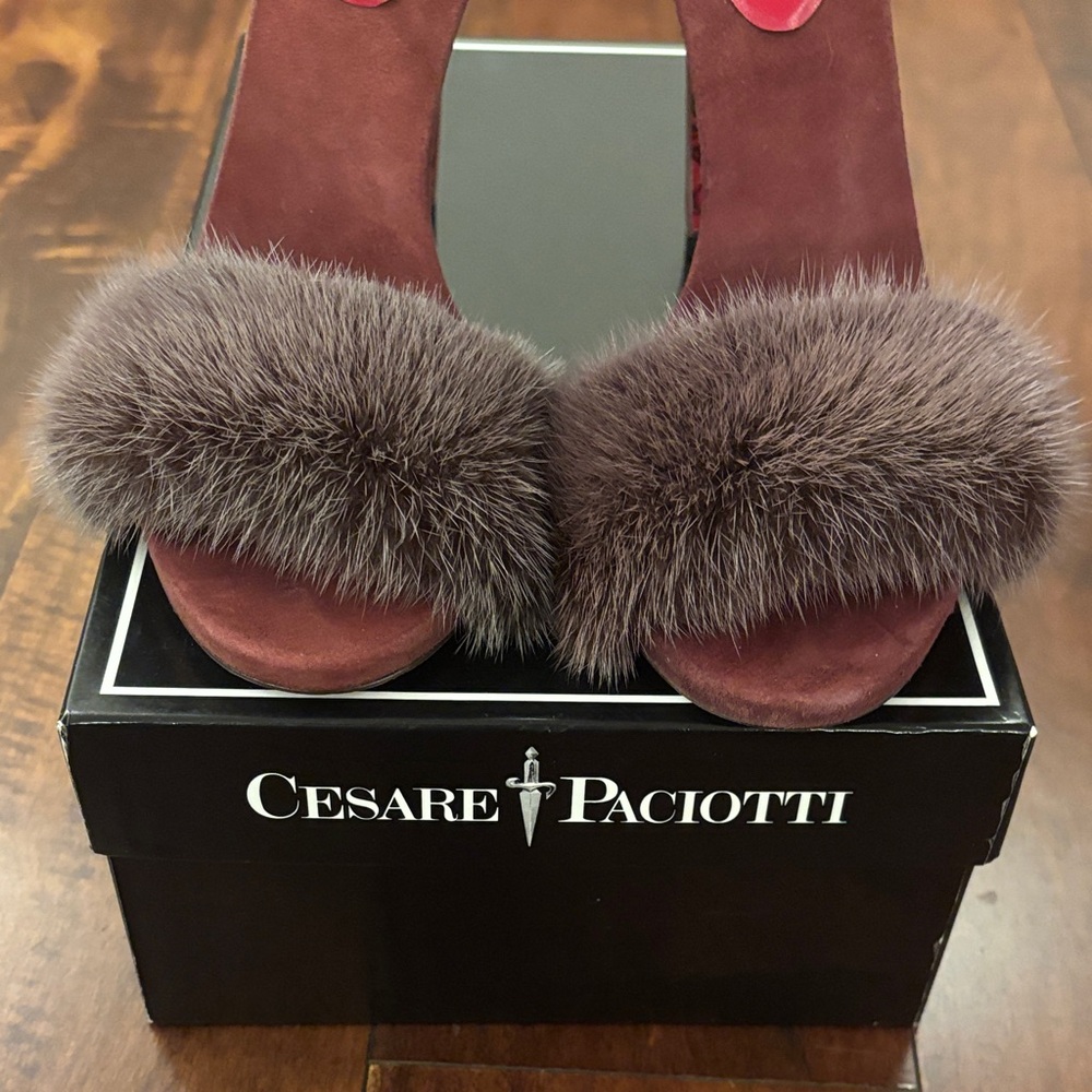 Cesare Paciotti Burgundy Heels with Fur Detail - Picture 2 of 10
